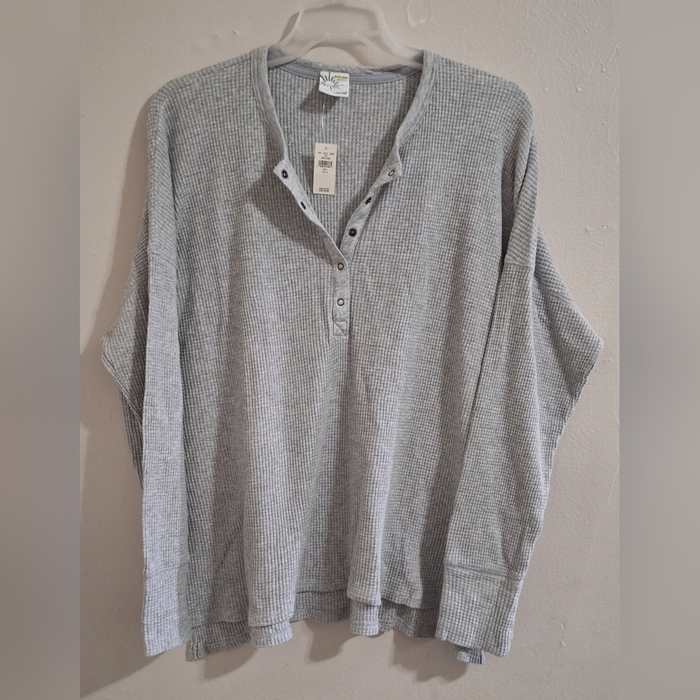New Offline by Aerie Wow! Waffle Henley top